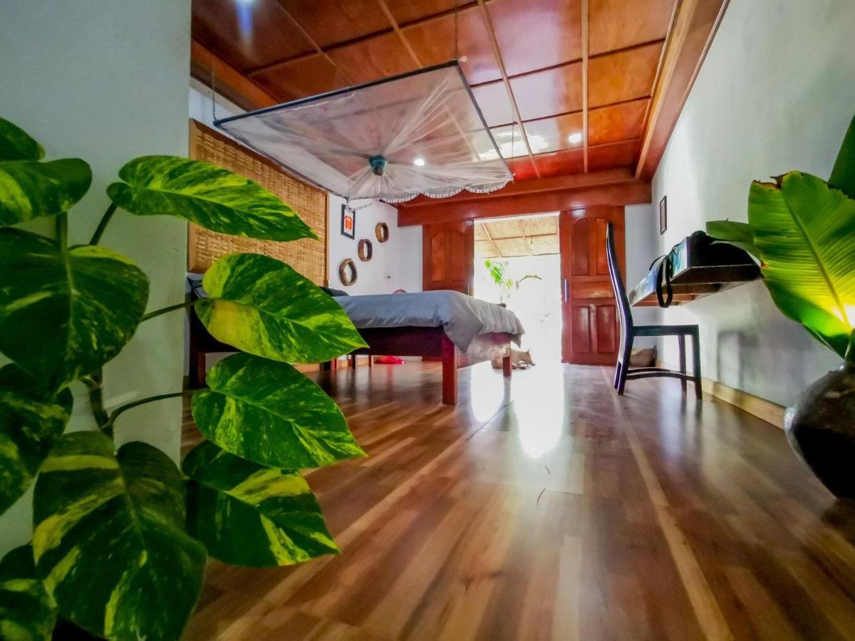 Yi Family Homestay Сиемрип Экстерьер фото